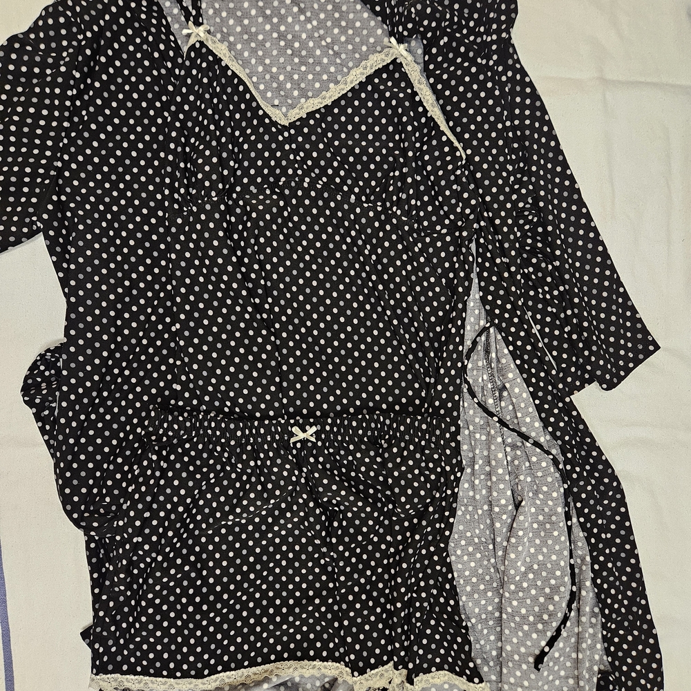Rene Rofe Black Polka Dot Pajama Set With Robe